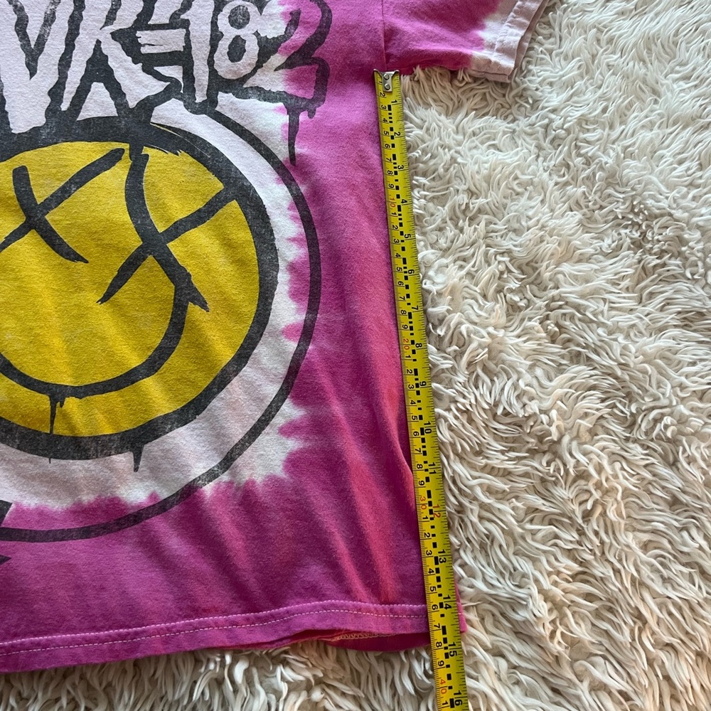 Blink-182 Graphic Band Tee - Picture 3 of 5